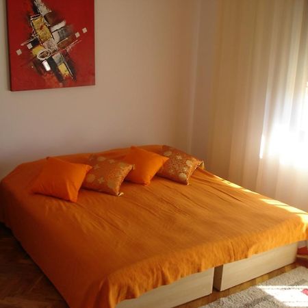 Apartments Xenia เพทรอซาเน ห้อง รูปภาพ